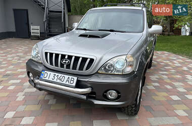 Внедорожник / Кроссовер Hyundai Terracan 2002 в 