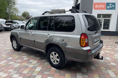 Внедорожник / Кроссовер Hyundai Terracan 2002 в 