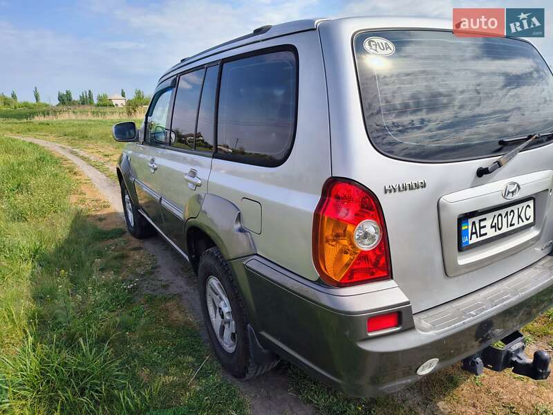 Позашляховик / Кросовер Hyundai Terracan 2002 в Дніпрі