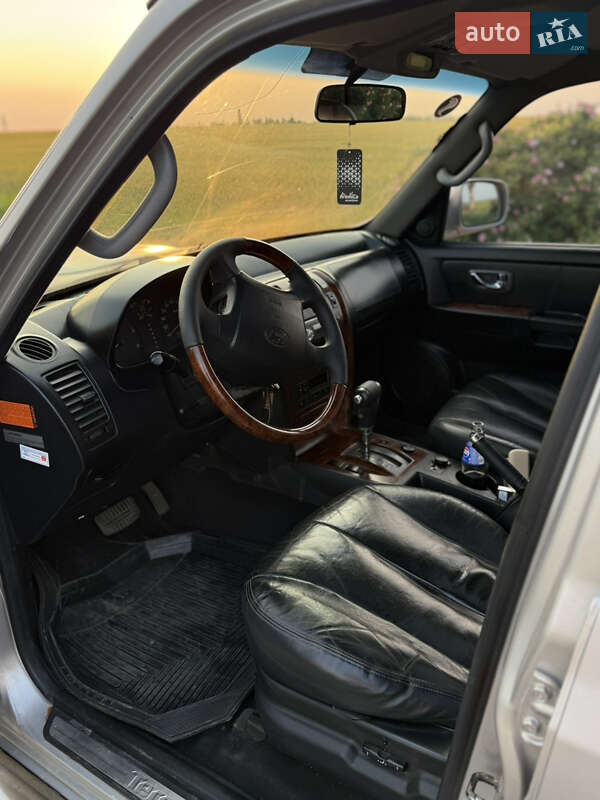 Внедорожник / Кроссовер Hyundai Terracan 2003 в Бобринце