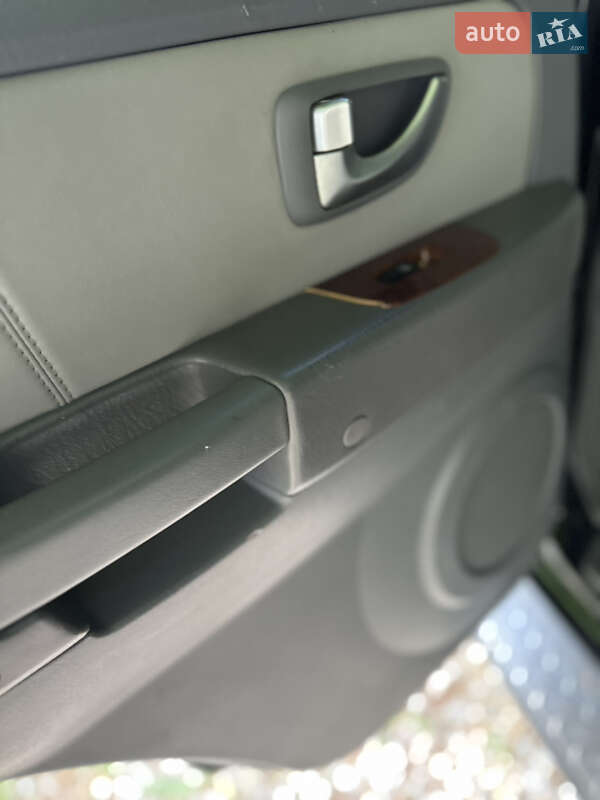 Внедорожник / Кроссовер Hyundai Terracan 2005 в Кривом Роге фото 11 Внедорожник / Кроссовер Hyundai Terracan 2005 в Кривом Роге