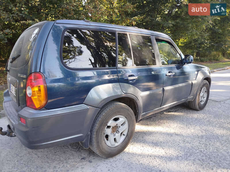 Позашляховик / Кросовер Hyundai Terracan 2004 в Кам'янець-Подільському