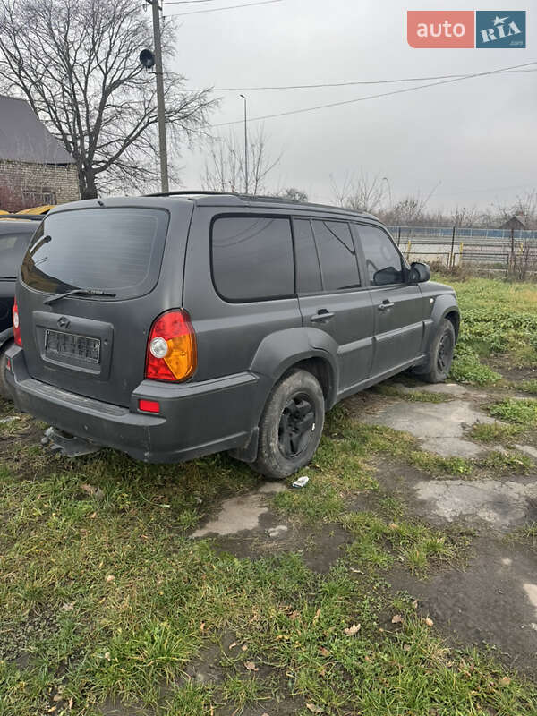 Внедорожник / Кроссовер Hyundai Terracan 2002 в Ровно фото 3 Внедорожник / Кроссовер Hyundai Terracan 2002 в Ровно