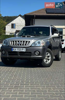 Внедорожник / Кроссовер Hyundai Terracan 2004 в Могилев-Подольске