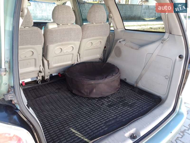 Мінівен Hyundai Trajet 2005 в Хмельницькому