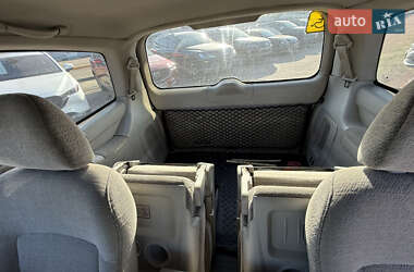 Минивэн Hyundai Trajet 2006 в 