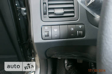 Внедорожник / Кроссовер Hyundai Tucson 2013 в 