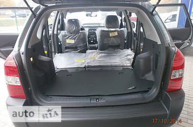 Внедорожник / Кроссовер Hyundai Tucson 2013 в 
