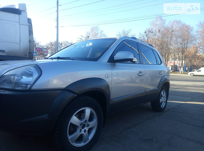 Позашляховик / Кросовер Hyundai Tucson 2006 в Лебедині