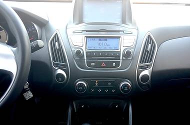 Позашляховик / Кросовер Hyundai Tucson 2011 в 
