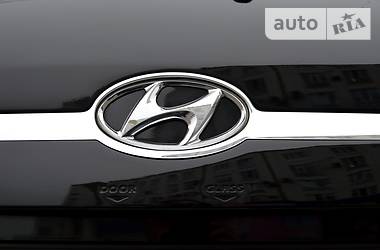 Позашляховик / Кросовер Hyundai Tucson 2007 в 