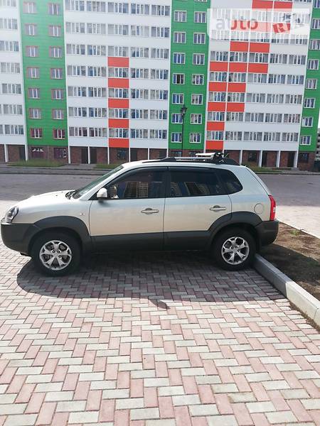Позашляховик / Кросовер Hyundai Tucson 2008 в Первомайську