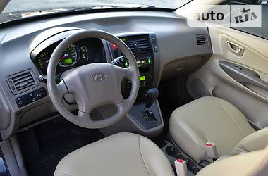 Позашляховик / Кросовер Hyundai Tucson 2008 в 