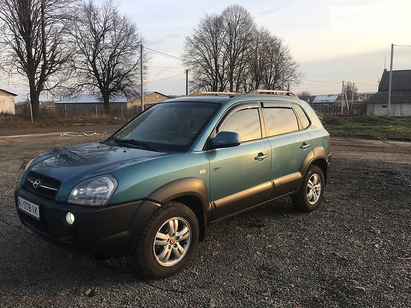Позашляховик / Кросовер Hyundai Tucson 2006 в 