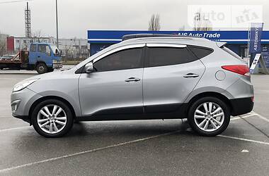 Позашляховик / Кросовер Hyundai Tucson 2011 в 