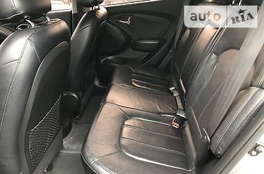 Позашляховик / Кросовер Hyundai Tucson 2011 в 