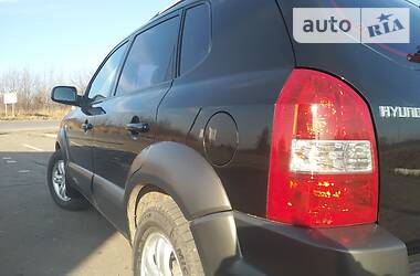 Позашляховик / Кросовер Hyundai Tucson 2008 в 