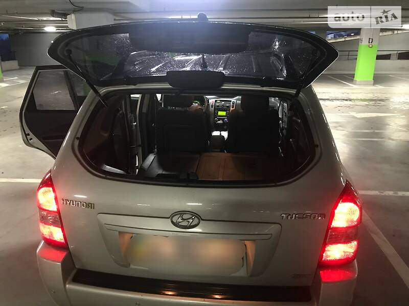 Позашляховик / Кросовер Hyundai Tucson 2008 в Львові