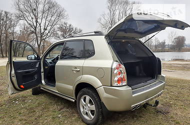 Позашляховик / Кросовер Hyundai Tucson 2007 в 