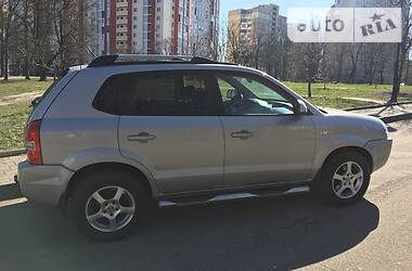 Позашляховик / Кросовер Hyundai Tucson 2008 в 