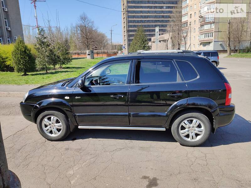 Позашляховик / Кросовер Hyundai Tucson 2007 в Кривому Розі фото 12 Позашляховик / Кросовер Hyundai Tucson 2007 в Кривому Розі