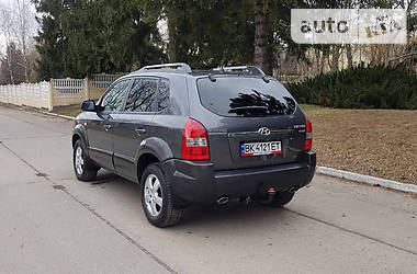 Позашляховик / Кросовер Hyundai Tucson 2008 в 