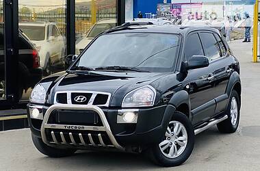 Позашляховик / Кросовер Hyundai Tucson 2011 в 