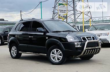 Позашляховик / Кросовер Hyundai Tucson 2011 в 