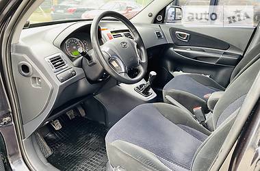 Позашляховик / Кросовер Hyundai Tucson 2011 в 
