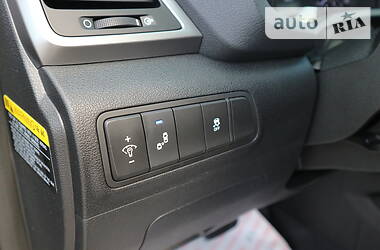 Внедорожник / Кроссовер Hyundai Tucson 2018 в 