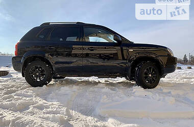 Внедорожник / Кроссовер Hyundai Tucson 2007 в 