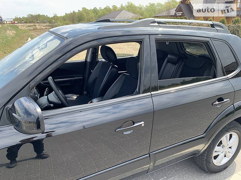 Позашляховик / Кросовер Hyundai Tucson 2008 в Стрию