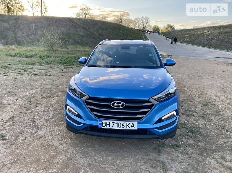 Позашляховик / Кросовер Hyundai Tucson 2015 в Одесі фото 3 Позашляховик / Кросовер Hyundai Tucson 2015 в Одесі
