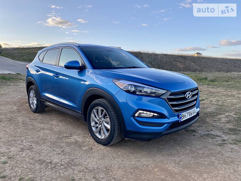 Позашляховик / Кросовер Hyundai Tucson 2015 в 
