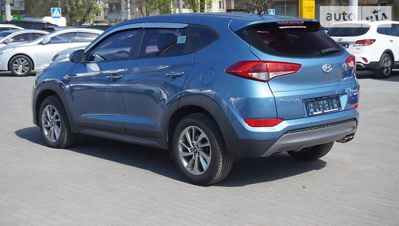 Позашляховик / Кросовер Hyundai Tucson 2015 в Одесі