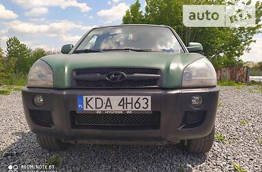 Внедорожник / Кроссовер Hyundai Tucson 2004 в Калиновке