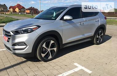 Позашляховик / Кросовер Hyundai Tucson 2017 в 