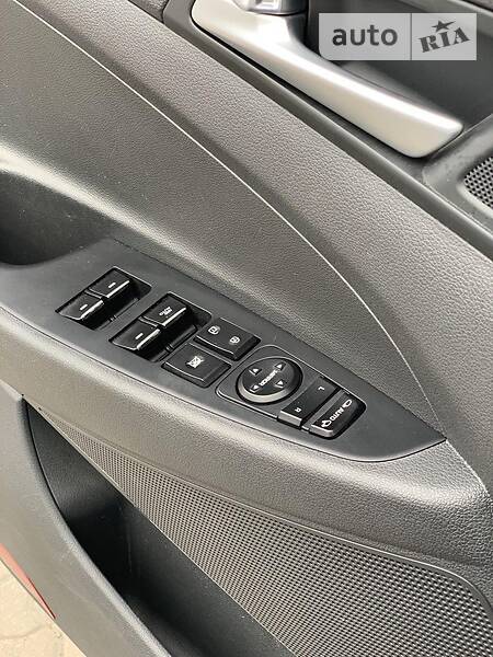 Позашляховик / Кросовер Hyundai Tucson 2016 в Одесі