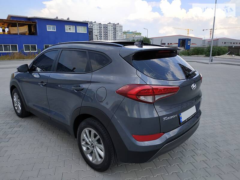 Внедорожник / Кроссовер Hyundai Tucson 2016 в Киеве