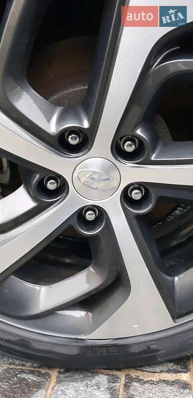 Внедорожник / Кроссовер Hyundai Tucson 2018 в Брошневе-Осаде