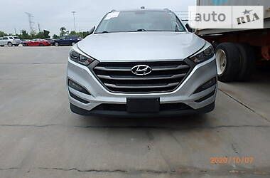 Позашляховик / Кросовер Hyundai Tucson 2015 в Одесі