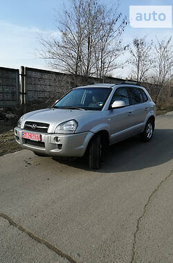 Позашляховик / Кросовер Hyundai Tucson 2005 в Кривому Розі