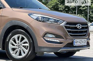 Внедорожник / Кроссовер Hyundai Tucson 2015 в Запорожье