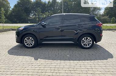 Внедорожник / Кроссовер Hyundai Tucson 2017 в Ивано-Франковске