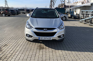 Внедорожник / Кроссовер Hyundai Tucson 2011 в Черновцах