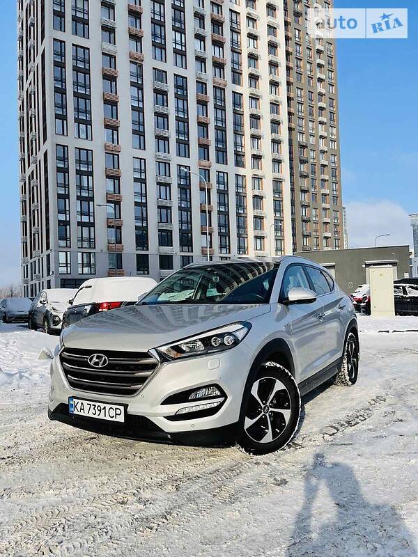 Внедорожник / Кроссовер Hyundai Tucson 2017 в Киеве