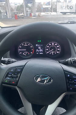 Внедорожник / Кроссовер Hyundai Tucson 2017 в Кременчуге