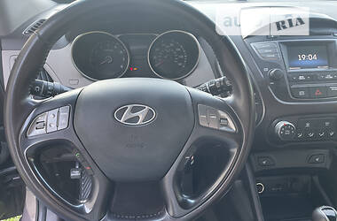 Внедорожник / Кроссовер Hyundai Tucson 2014 в Надворной