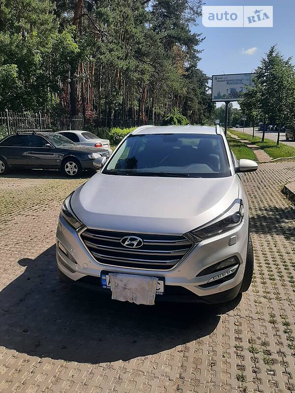 Внедорожник / Кроссовер Hyundai Tucson 2016 в Киеве