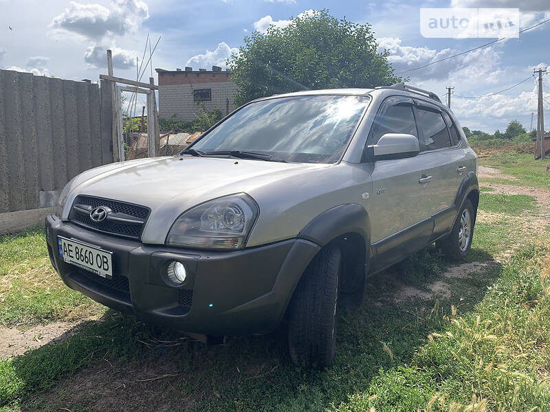 Позашляховик / Кросовер Hyundai Tucson 2007 в Солоному
